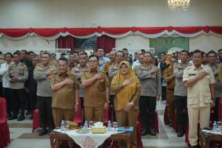 Bupati Siak Minta Peran Aktif Dunia Usaha Membangun Jalan dan Lingkungan Sosial